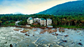 Athirapilly River view Resort